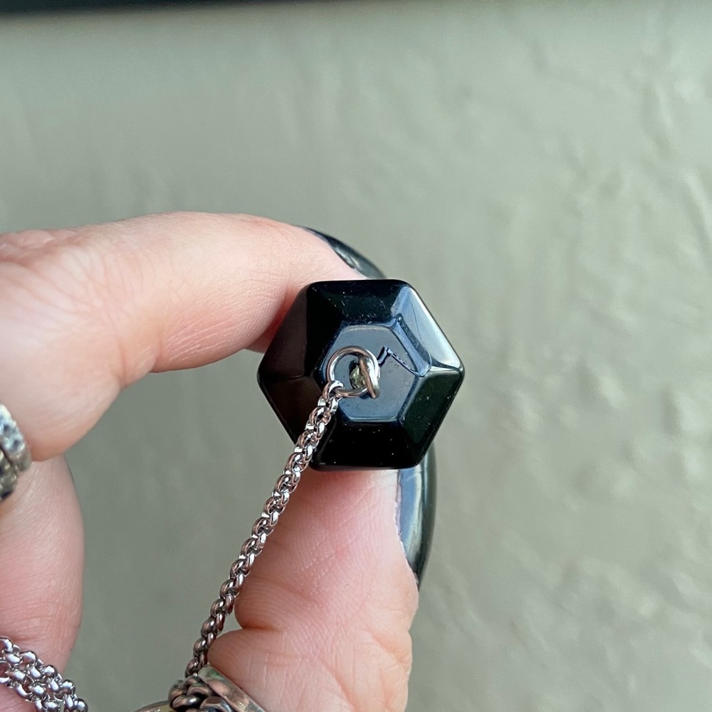 Onyx pendulum necklace . Stainless steel lariat Y shape onyx charm boho choker - Picture 8 of 13
